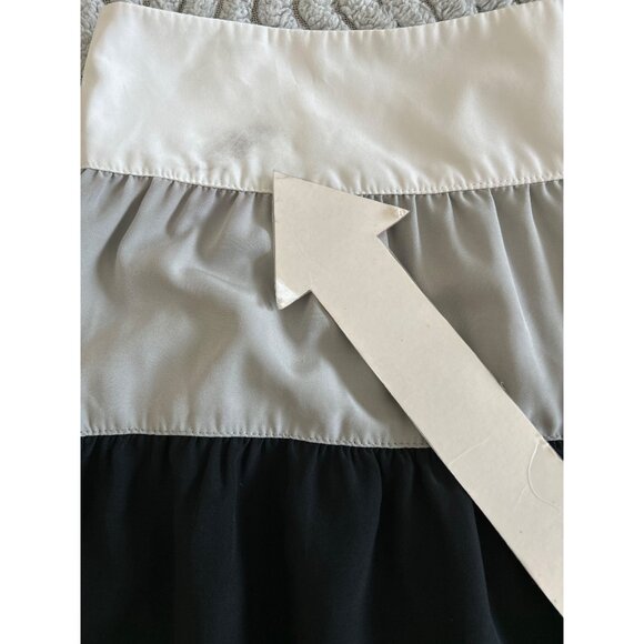 BANANA REPUBLIC~  Women’s Tiered Colorblock Skirt ~Size 6 Black/White/Gray - Picture 7 of 7